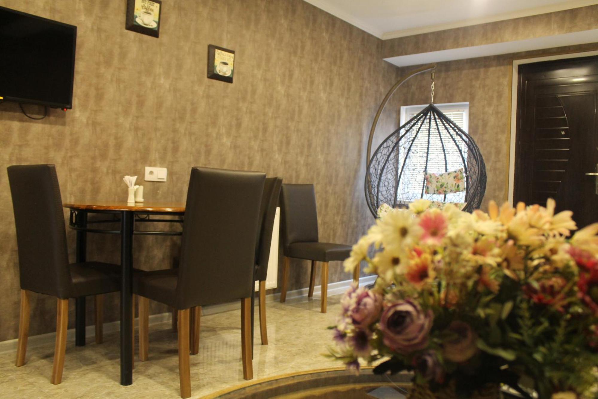 Cozy Nest Tbiliszi Szoba fotó